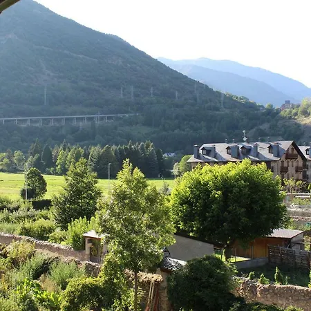 La Ginesta Apartamento *